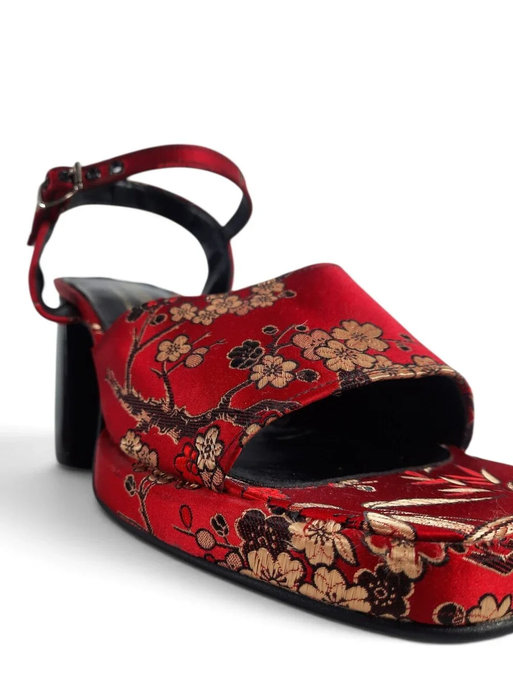 New Y2K GREATER L.A. Platform Heels Sandles Asian Red Satin Floral MCM Vtg 7